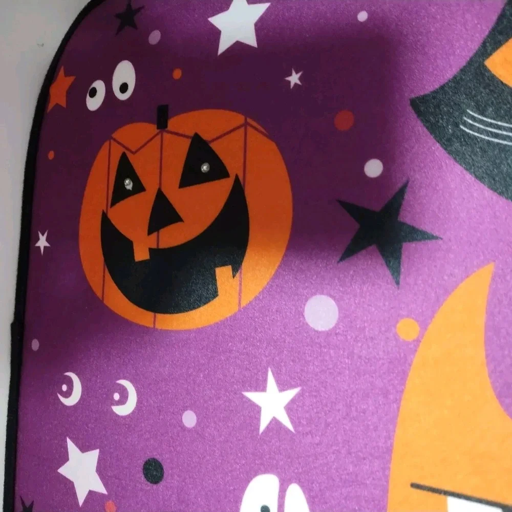 N/A halloween door